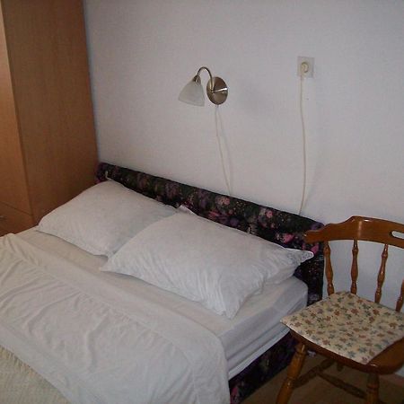 Apartments Dino Makarska Bagian luar foto